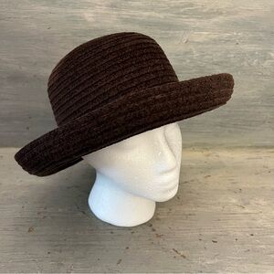 Betmar New York Brown Velour Rolled Brim Hat 8” Diameter‎ Like New